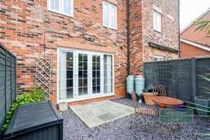 Photo 25- click for photo gallery